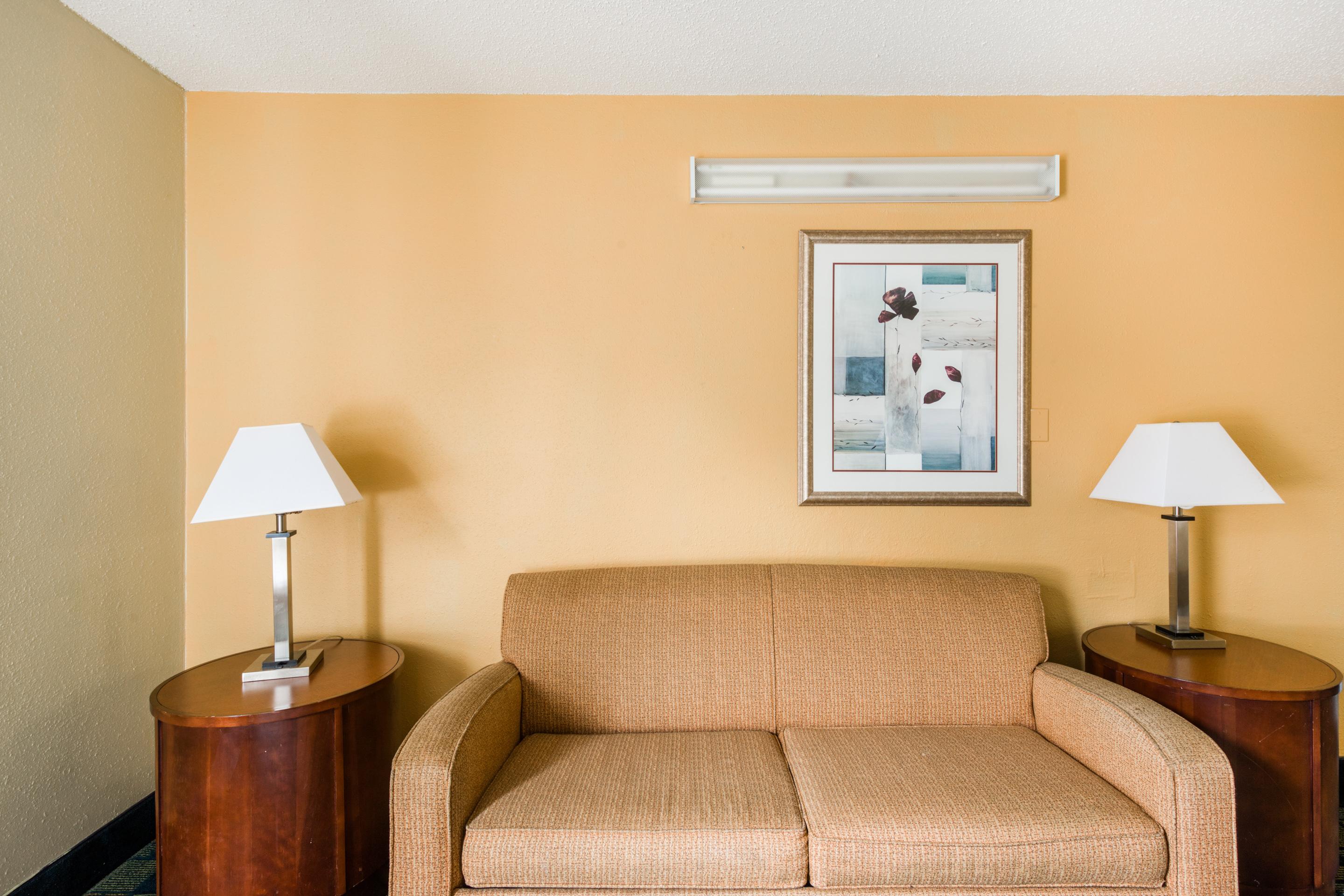 Hotel Baymont By Wyndham Williamsburg Extérieur photo