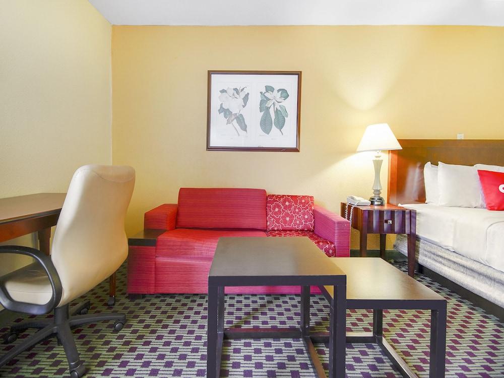Hotel Baymont By Wyndham Williamsburg Extérieur photo