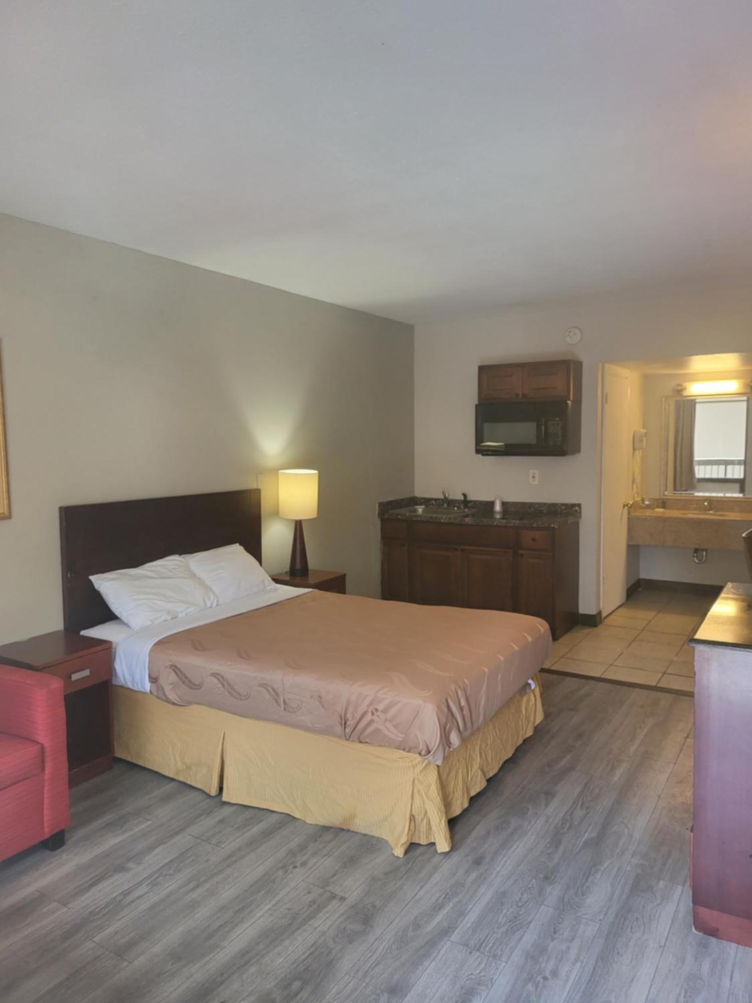 Hotel Baymont By Wyndham Williamsburg Extérieur photo