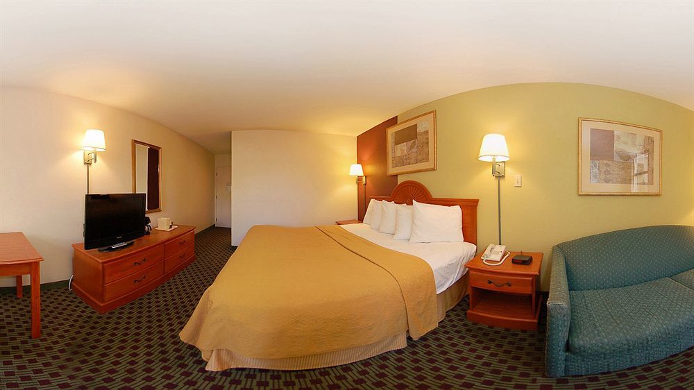 Hotel Baymont By Wyndham Williamsburg Extérieur photo